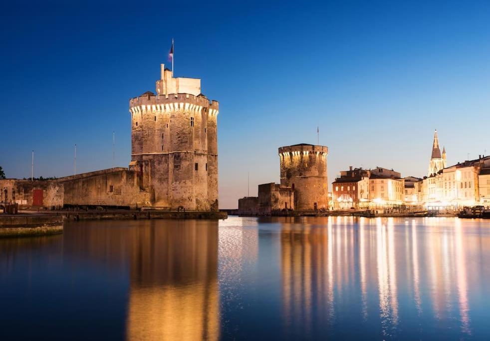 Plein Charme Aux Minimes Terrasse Calme + Parking Lägenhet La Rochelle  Exteriör bild