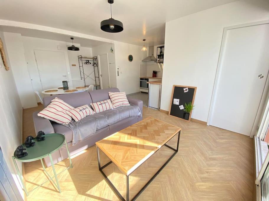 Plein Charme Aux Minimes Terrasse Calme + Parking Lägenhet La Rochelle  Exteriör bild